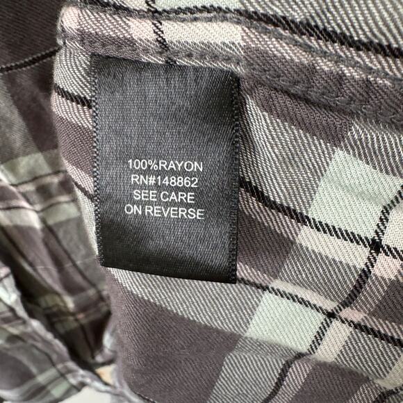 TORRID Challis Button Down Long Sleeve Shirt Plus Size 4X Grey White Light Aqua - Picture 7 of 10